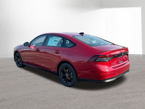 New 2025 Honda Accord SE image 14