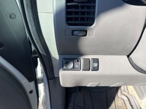 Used 2016 Nissan Frontier SV image 29