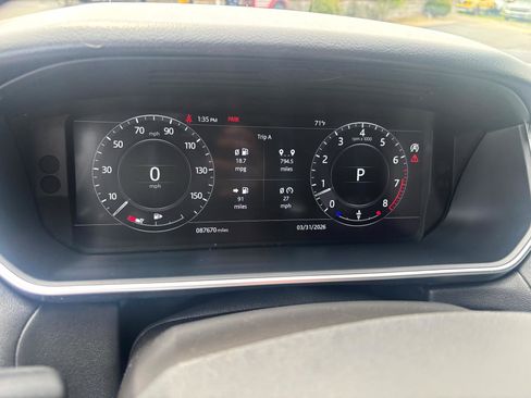 Used 2021 Land Rover Range Rover Sport SE image 11