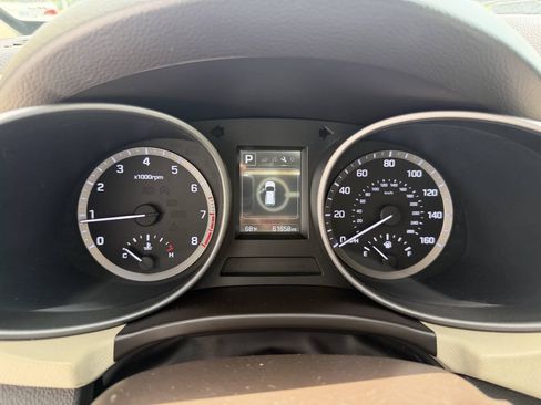 Used 2017 Hyundai Santa Fe Sport w/ Cargo Package AWD/4WD image 12