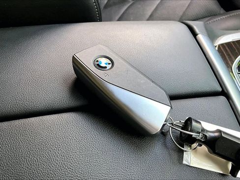 Used 2024 BMW X5 sDrive40i w/ Premium Package image 14