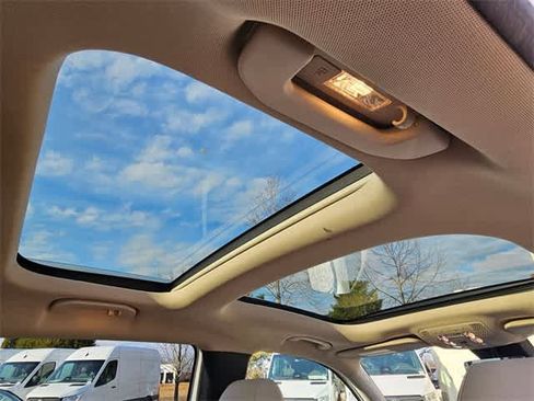 Used 2023 Mercedes-Benz EQB 250+ EQB 250+ w/ Exclusive Package image 20