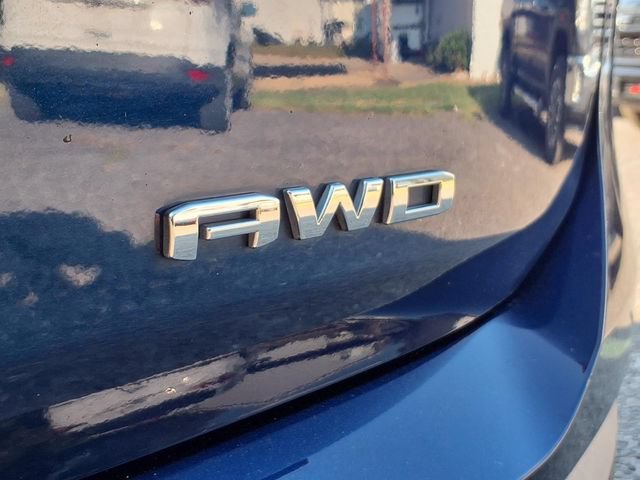 Certified 2022 GMC Terrain SLE w/ Driver Convenience Package AWD/4WD image 28