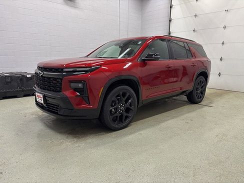 New 2026 Chevrolet Traverse RS w/ LPO, Floor Liner Package image 6