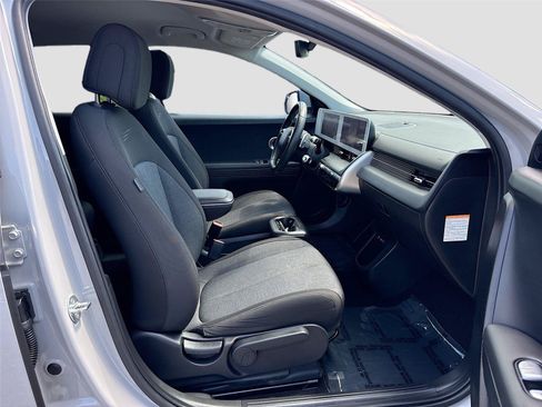 Used 2024 Hyundai Ioniq 5 SEL RWD image 27