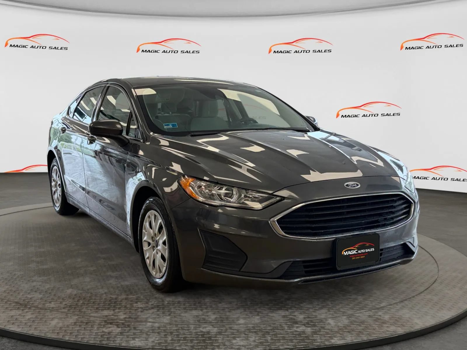 Used 2020 Ford Fusion S FWD image 5