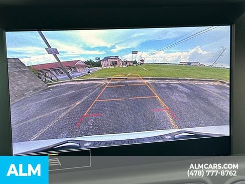 Used 2024 GMC Terrain SLT FWD image 34