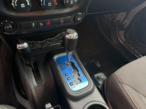 Used 2013 Jeep Wrangler Unlimited Sahara w/ Connectivity Group image 36