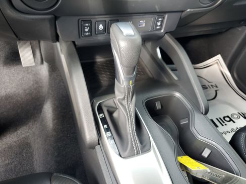 Certified 2024 Nissan Frontier SL w/ Technology Package image 23