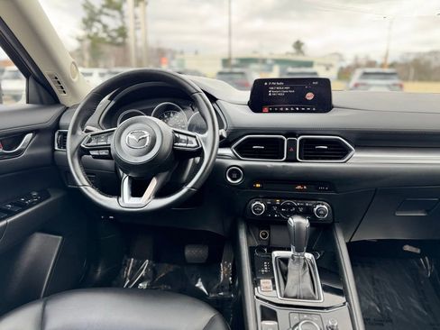 Used 2017 MAZDA CX-5 Touring image 13
