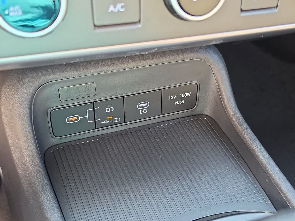 New 2027 Hyundai Kona SE FWD image 32