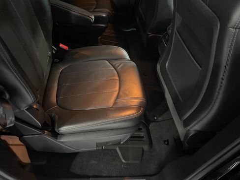 Used 2016 GMC Acadia Denali image 29