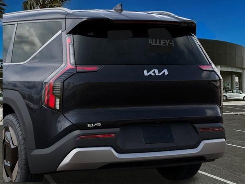 New 2026 Kia EV9 Wind AWD/4WD image 15