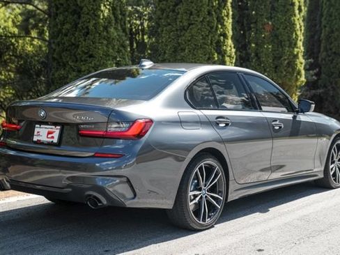 Used 2022 BMW 330e w/ M Sport Package RWD image 17