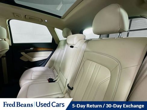 Used 2023 Audi Q5 2.0T Premium w/ Convenience Package image 25