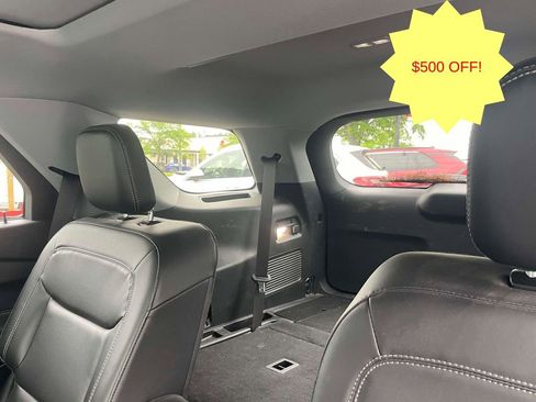 Used 2023 Ford Explorer XLT w/ Equipment Group 202A AWD/4WD image 13