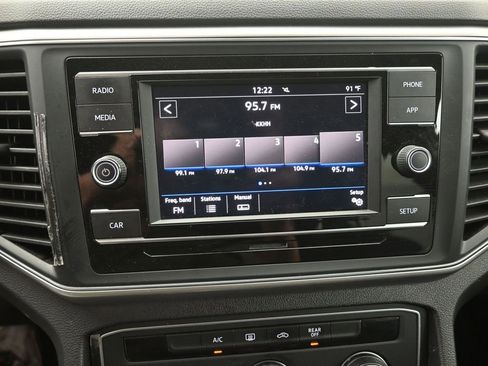 Used 2019 Volkswagen Atlas S image 3