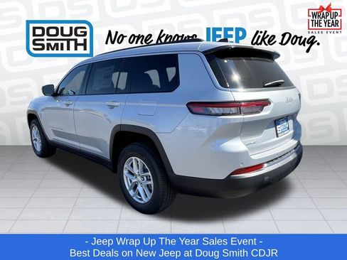 New 2025 Jeep Grand Cherokee L Laredo w/ Trailer Tow Package image 31