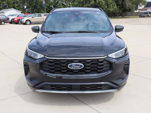 Used 2023 Ford Escape ST-Line w/ Tech Pack #1 image 3