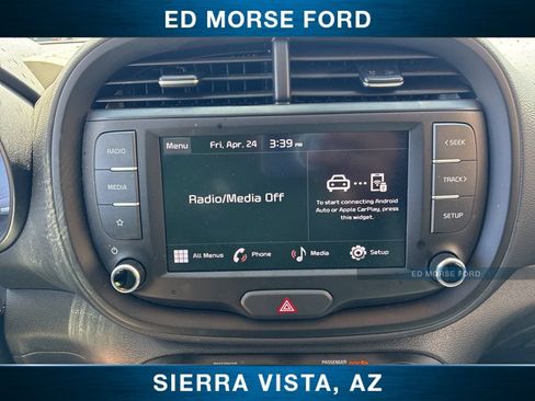 Used 2025 Kia Soul LX FWD image 31