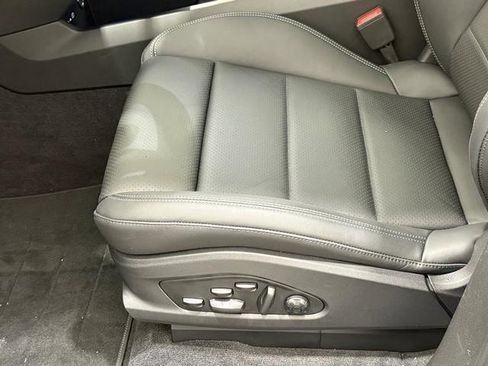 New 2025 Porsche Macan Turbo Electric image 26