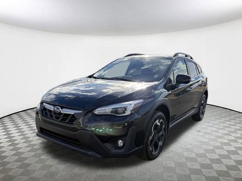 Certified 2022 Subaru Crosstrek 2.5i Limited w/ Popular Package #4 image 3