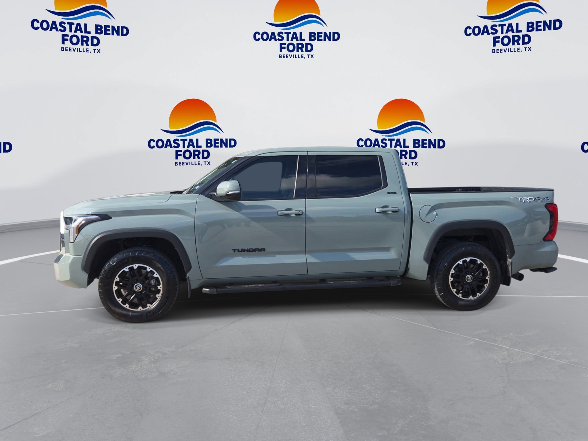 Used 2023 Toyota Tundra SR5 w/ TRD Off-Road Premium Package AWD/4WD image 5