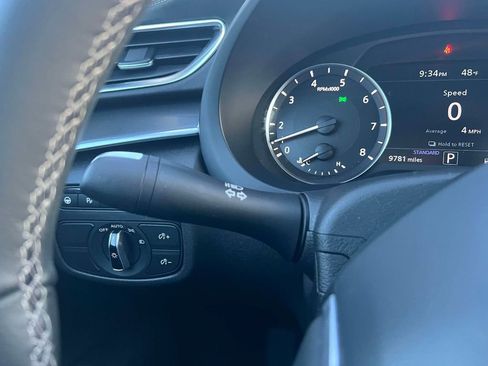 Used 2025 INFINITI QX50 Pure image 23