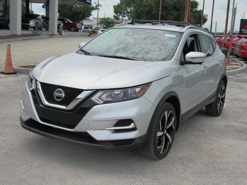 Used 2021 Nissan Rogue Sport SL image 8