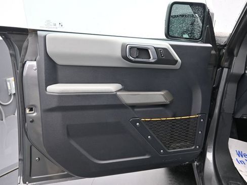 Used 2023 Ford Bronco Badlands w/ Sasquatch Package AWD/4WD image 4