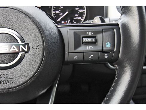 Used 2023 Nissan Rogue SV w/ SV Premium B Package image 20