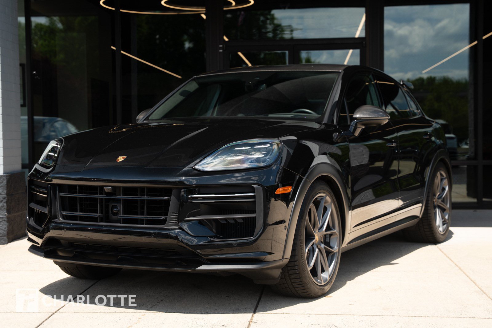 Used 2024 Porsche Cayenne Turbo GT AWD/4WD image 7