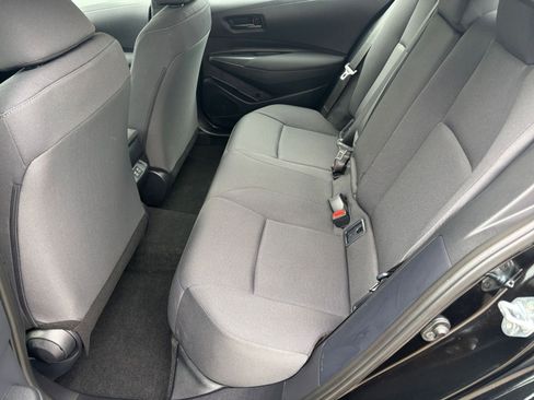 Used 2025 Toyota Corolla LE image 22