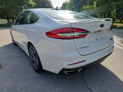 Used 2019 Ford Fusion Titanium image 5