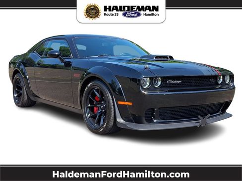 Used 2023 Dodge Challenger R/T Scat Pack RWD image 1