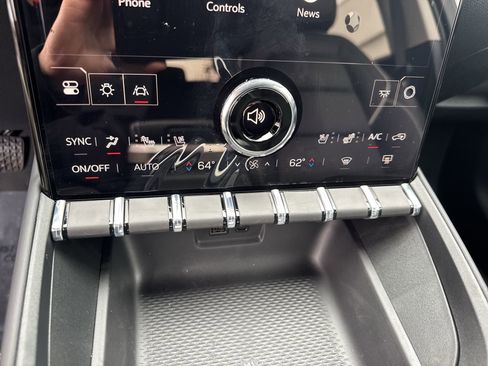 New 2026 GMC Terrain Denali AWD/4WD image 17