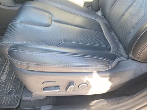 Used 2023 Hyundai Santa Fe Calligraphy image 16