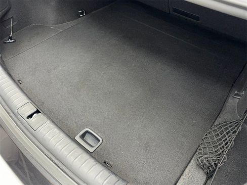 Used 2025 Genesis G70 2.5T image 79