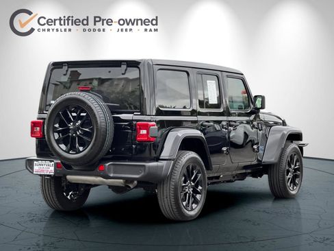 Certified 2025 Jeep Wrangler Unlimited Sahara w/ Safety Group AWD/4WD image 4