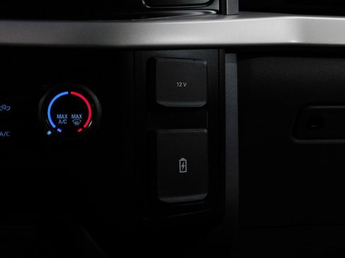 Used 2023 Ford F150 XLT w/ XTR Package image 44