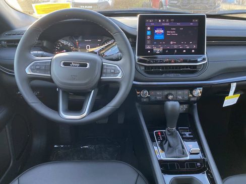 New 2026 Jeep Compass Limited image 8