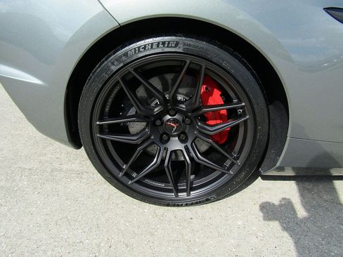 Used 2023 Chevrolet Corvette Z06 RWD image 23