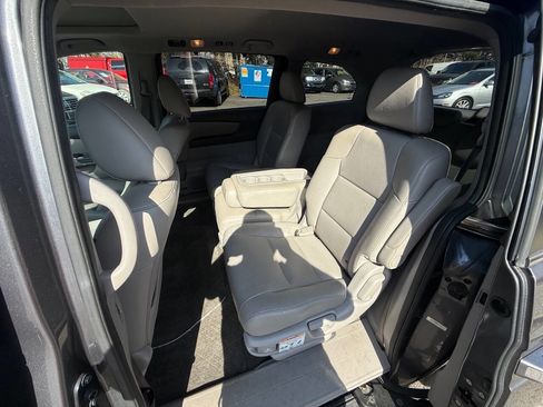 Used 2017 Honda Odyssey EX-L image 16
