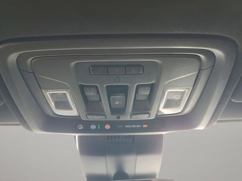 Used 2023 GMC Sierra 1500 AT4 w/ Technology Package image 42