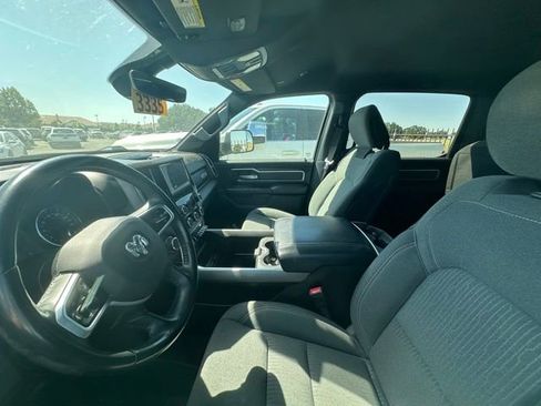 Used 2022 RAM 1500 Big Horn AWD/4WD image 5
