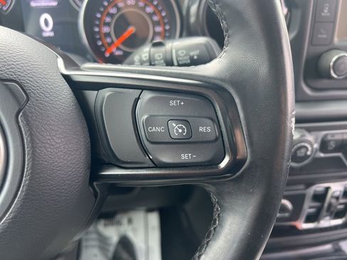 Used 2019 Jeep Wrangler Unlimited Sport image 18
