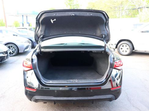 Used 2024 Nissan Sentra SV FWD image 44