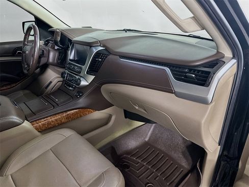 Used 2018 Chevrolet Tahoe Premier image 33