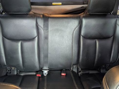 Used 2014 Jeep Wrangler Unlimited Sahara w/ Connectivity Group image 21