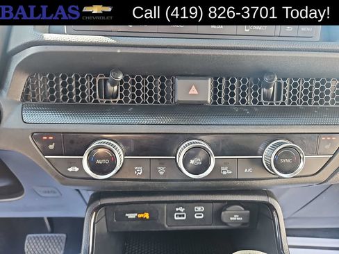 Used 2025 Honda CR-V EX image 14